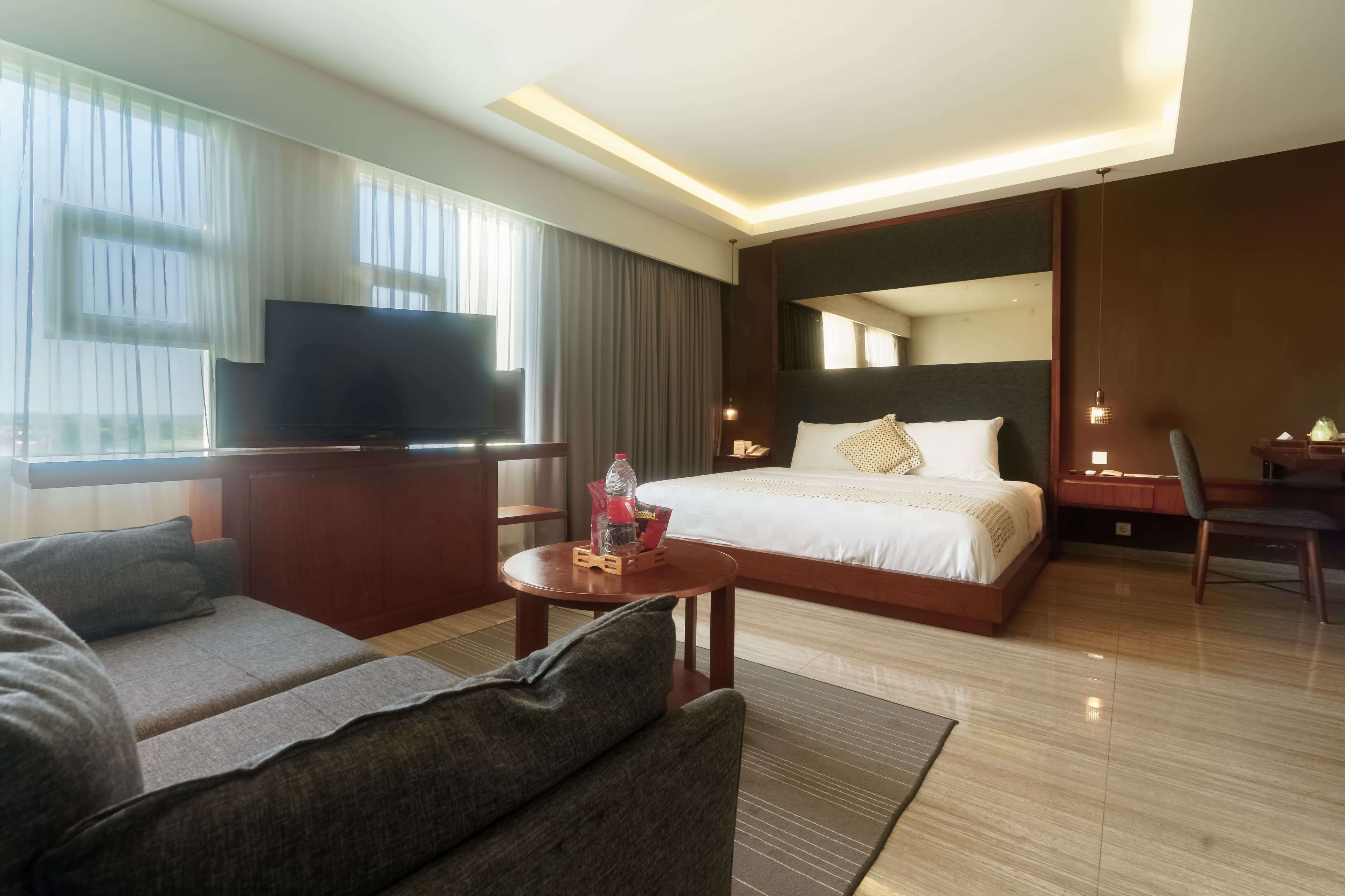 Suite Room - Pilihan Kamar Hotel di Kendal