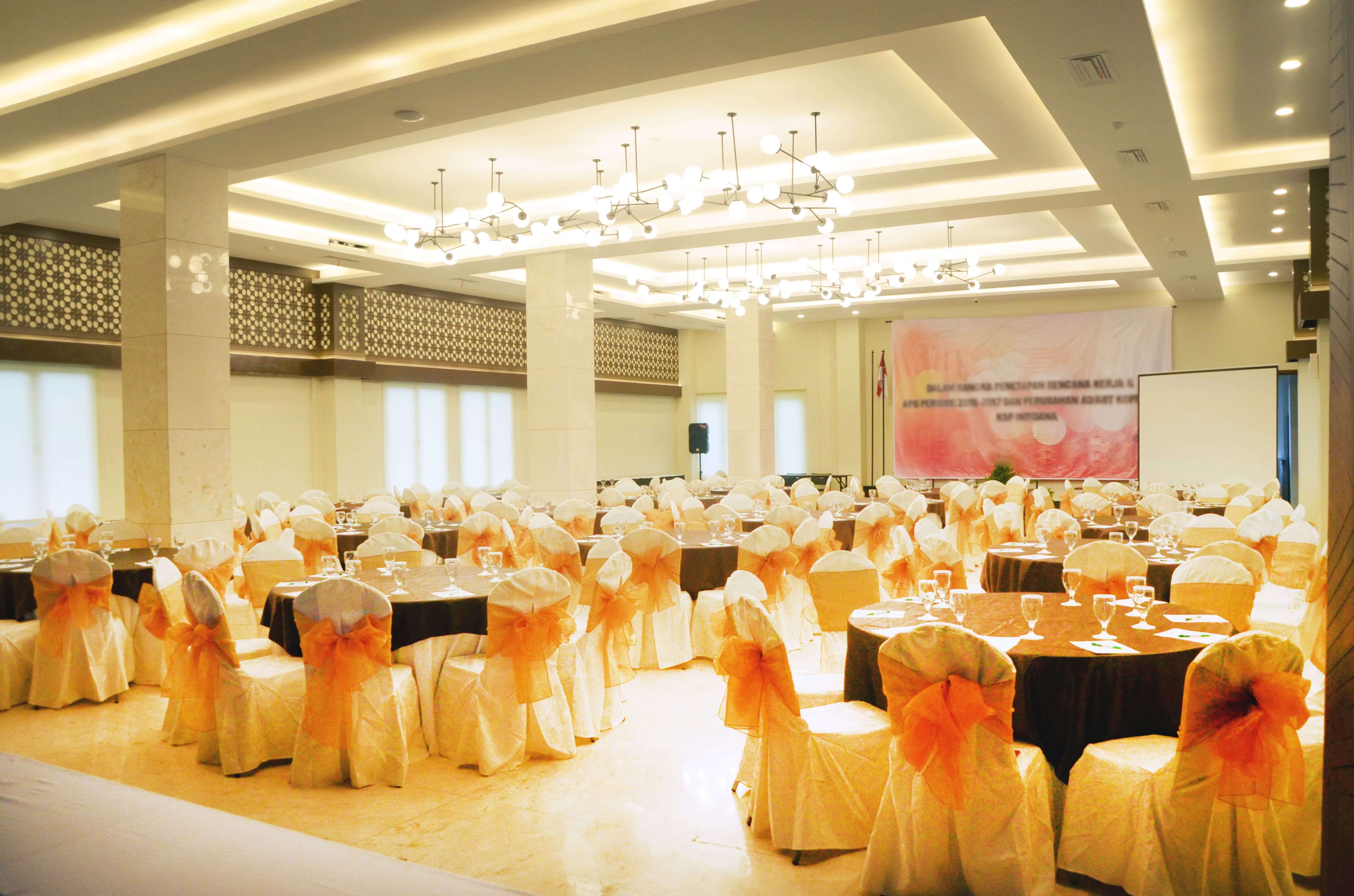 Banquet & Meeting